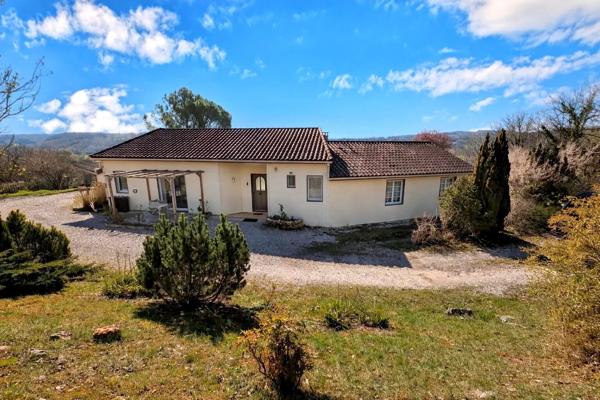 Vente                                                      Maison
                        
                     6 pièces                      165 m2                     à Salviac