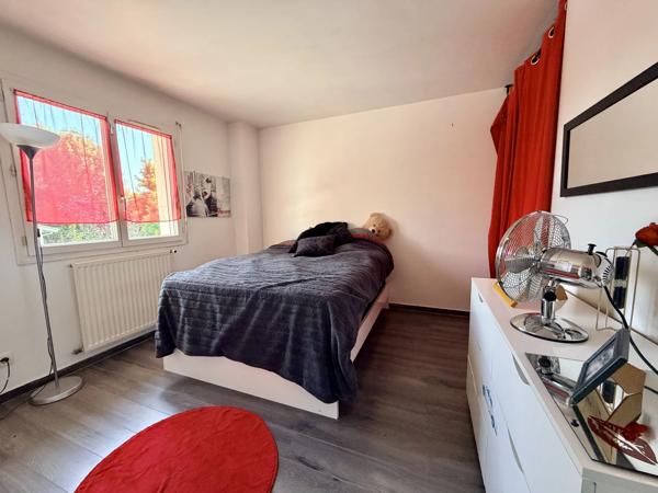 Acheter une maison familiale à Bordeaux Cauderan 4 chambres Jardin Piscine