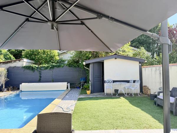 Acheter une maison familiale à Bordeaux Cauderan 4 chambres Jardin Piscine