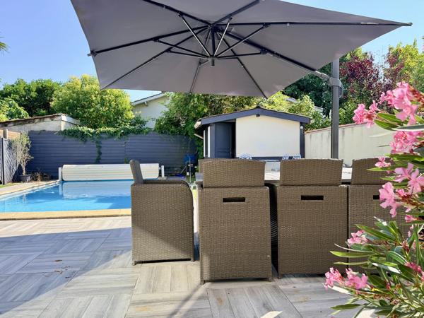 Acheter une maison familiale à Bordeaux Cauderan 4 chambres Jardin Piscine