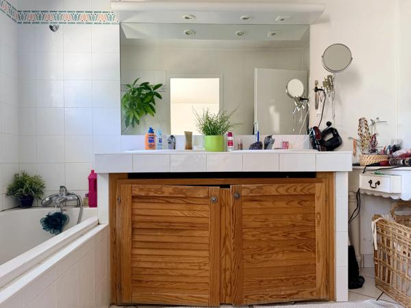 Acheter une maison familiale à Bordeaux Cauderan 4 chambres Jardin Piscine