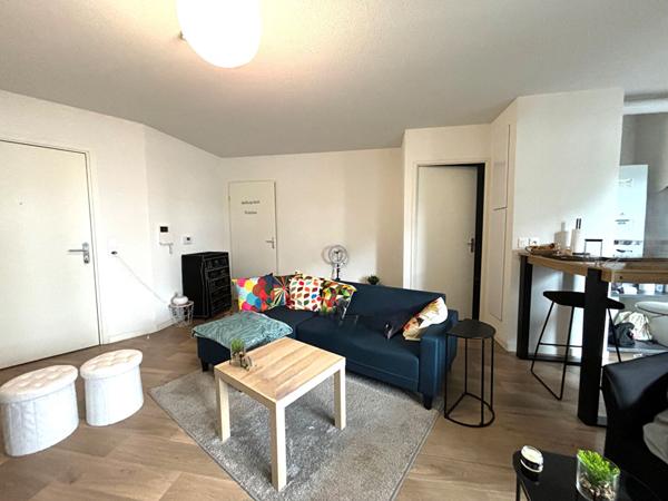 33150 CENON - Appartement T2 de 42m2 avec terrasse et place de parking à vendre