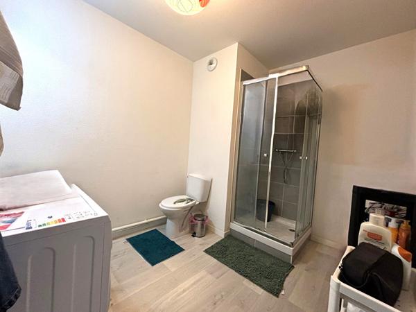 33150 CENON - Appartement T2 de 42m2 avec terrasse et place de parking à vendre