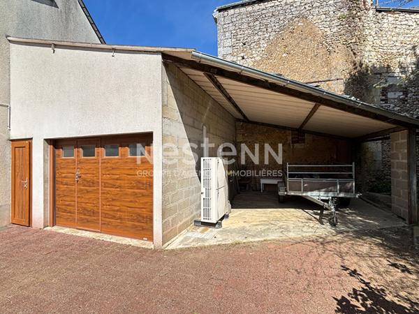 Vente agréable maison de 109.4 m², 2 chambres, cour et garage située dans le centre ville de Montval-sur-Loir (72500)