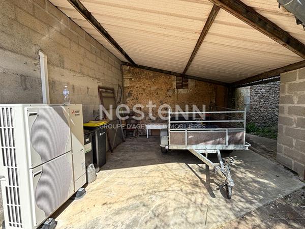 Vente agréable maison de 109.4 m², 2 chambres, cour et garage située dans le centre ville de Montval-sur-Loir (72500)
