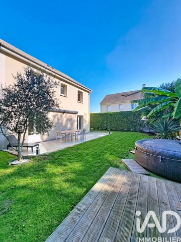 Maison à vendre 6 pièces 112 m² Brie-Comte-Robert