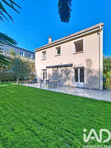 Maison à vendre 6 pièces 112 m² Brie-Comte-Robert