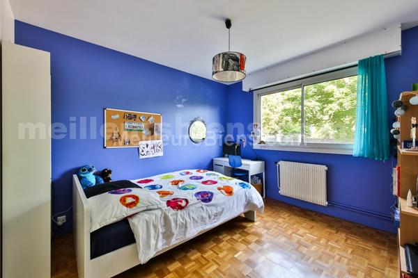 APPARTEMENT 122m2 RENOVE 4 CHAMBRES AVEC BALCON