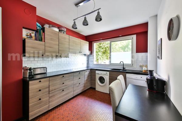 APPARTEMENT 122m2 RENOVE 4 CHAMBRES AVEC BALCON