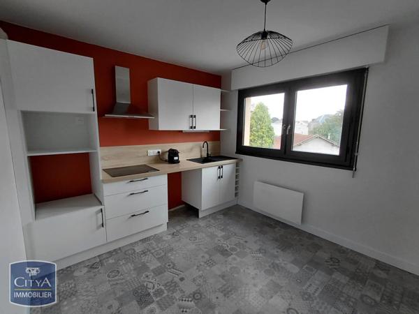 Appartement à louer 3 pièces 69.57m² Limoges (87000)