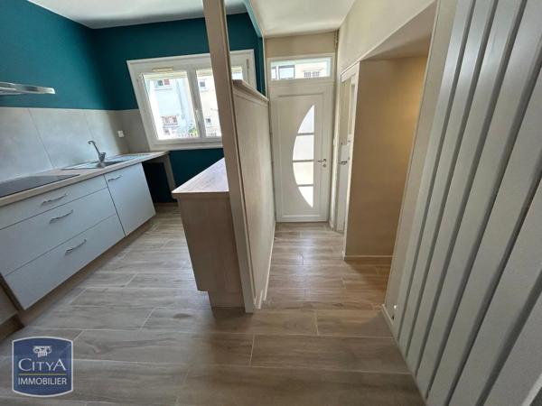 Maison à louer 5 pièces 79.69m² Le Mans (72100)