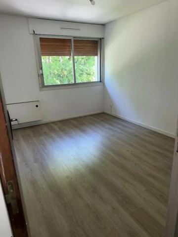 Appartement à louer à Prévessin-Moëns (01280)