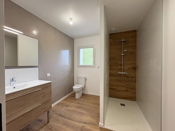 A LOUER MAISON CONTEMPORAINE T3 NEUVE - YFFINIAC