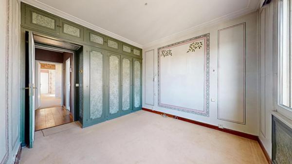 Appartement 121 m² avec studio loué, balcon, garage et cave