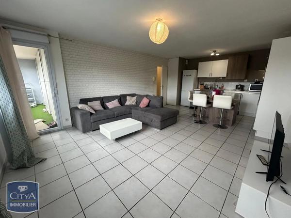 Appartement à louer 3 pièces 60.01m² Poitiers (86000)