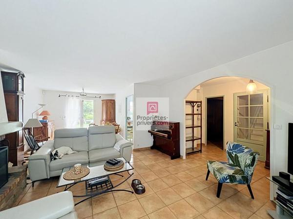 Maison 5 chambres, 2 garages