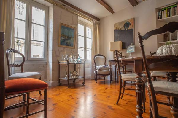 Maison de ville 8 pièces sur le plateau d'Angoulême