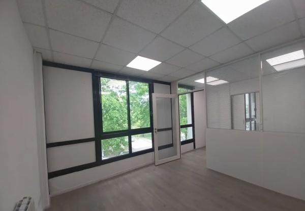 Bureaux à louer 89 m2 Saint-Nazaire quartier Océanis environnement calme