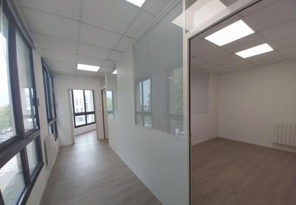 Bureaux à louer 89 m2 Saint-Nazaire quartier Océanis environnement calme