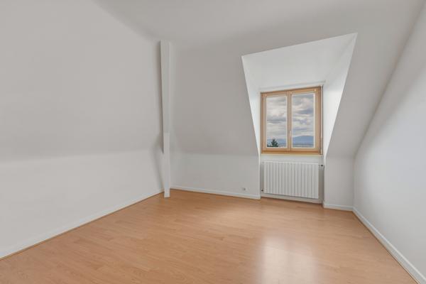 Cranves-Sales (74380) Maison cossue avec vue panoramique