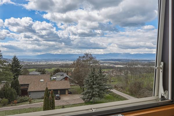 Cranves-Sales (74380) Maison cossue avec vue panoramique