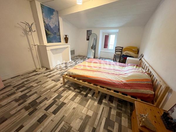 MAISON A VENDRE T5 / EXTERIEUR / LAVELANET