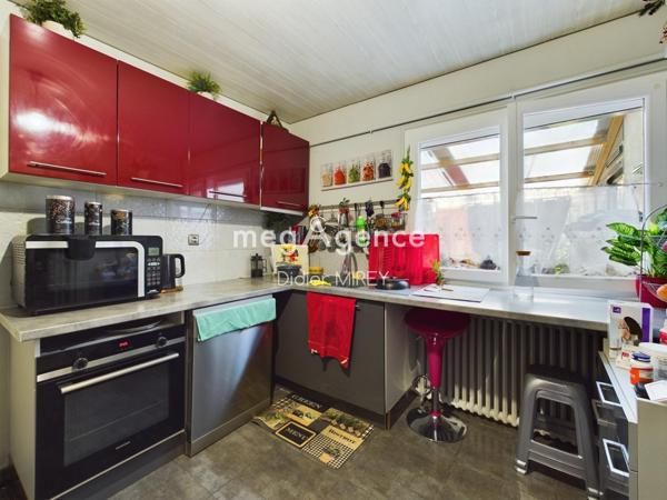 Maison à SAINTE-SAVINE, 10300 - 5 pièces 122m²