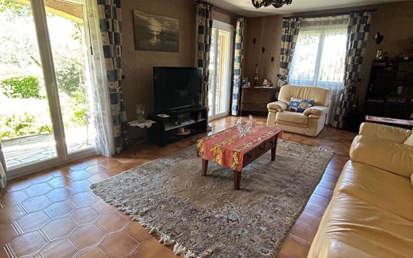 Maison à vendre    6 pièces •  Rodilhan