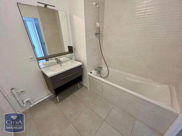 Appartement à louer 3 pièces 62m² Élancourt (78990)