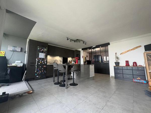 Appartement de type 5 à Angers Sud dans résidence avec ascenseur