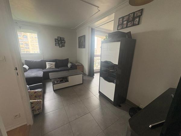 Appartement de type 5 à Angers Sud dans résidence avec ascenseur