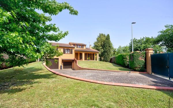 Maison à vendre    7 pièces • 160 m2 Toulouse