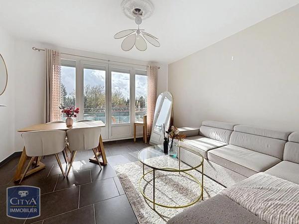 Appartement à louer 3 pièces 60.59m² Rousies (59131)