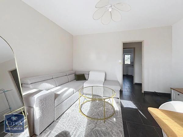 Appartement à louer 3 pièces 60.59m² Rousies (59131)
