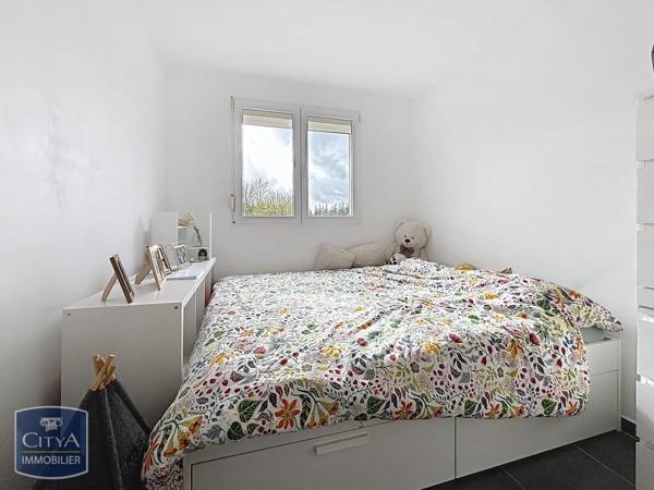 Appartement à louer 3 pièces 60.59m² Rousies (59131)