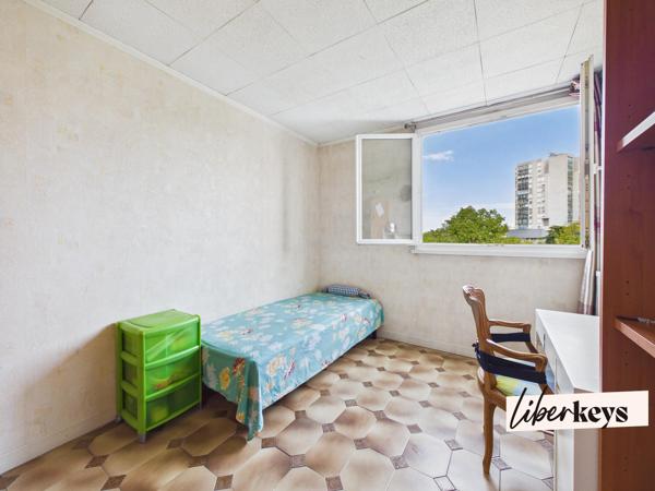 appartement 4 pièces de 77,41m² - CRÉTEIL