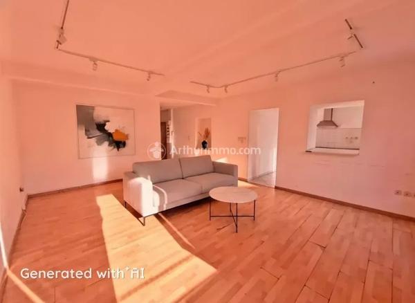 Vente                                                      Appartement
                        
                     4 pièces                      74 m2                     à Mazamet