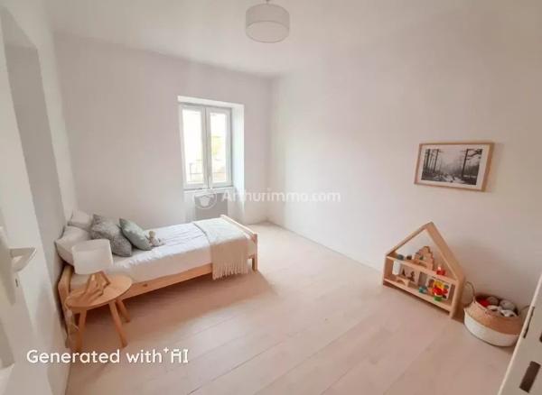 Vente                                                      Appartement
                        
                     4 pièces                      74 m2                     à Mazamet
