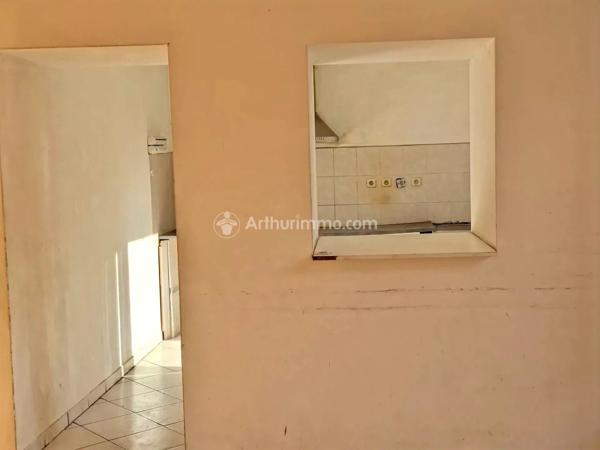 Vente                                                      Appartement
                        
                     4 pièces                      74 m2                     à Mazamet