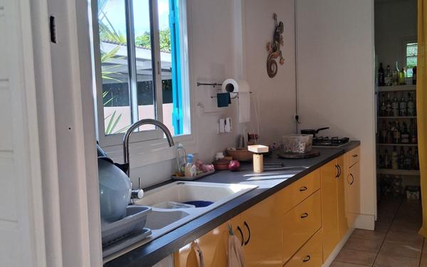 Maison à vendre    6 pièces •  Pointe-Noire