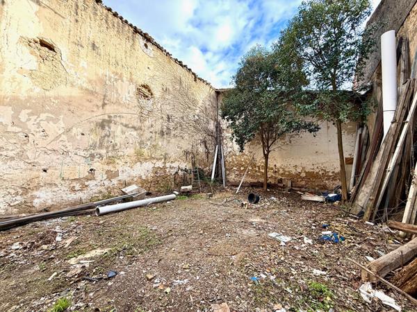 Méze, proche centre ville terrain constructible