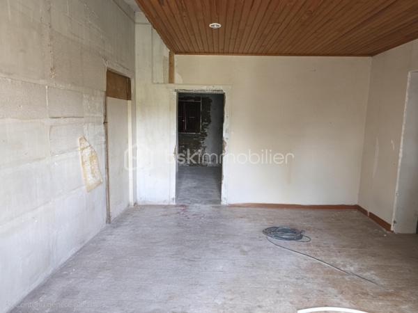 Immeuble mixte de 215,69 m²