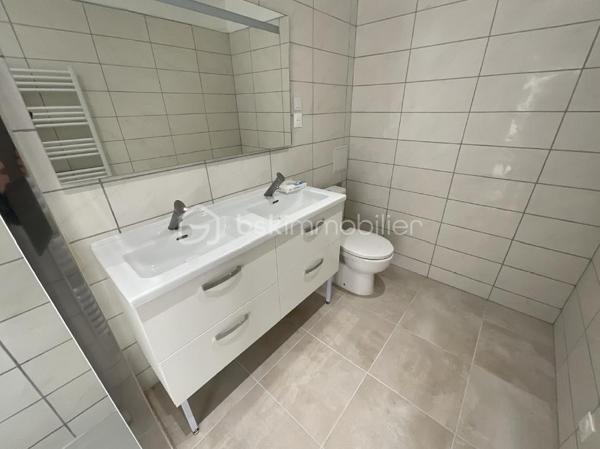 Immeuble mixte de 215,69 m²