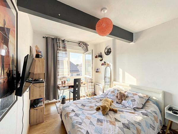 Appartement 3 chambres, 84m², balcon, dernier étage, place de parking, clé en main - Hennebont