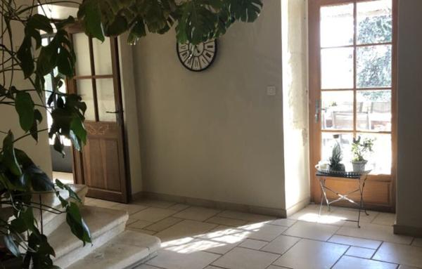 MAISON ET DOMAINE VITICOLE SUR 57 HECTARES - VIGNES EN AOP