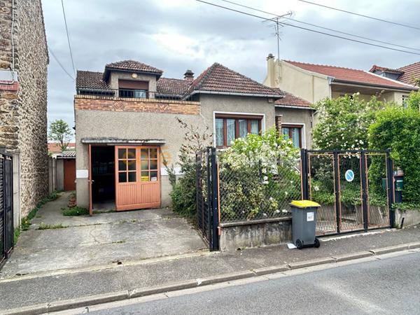 Vente Maison74 m² - 4 Pièces - VILLENEUVE LE ROI (94290)