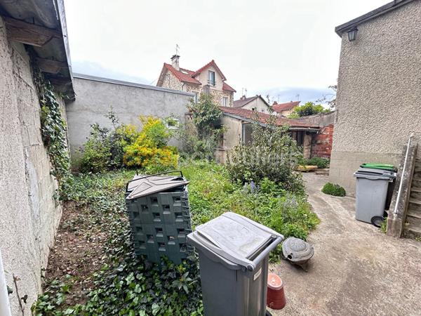 Vente Maison74 m² - 4 Pièces - VILLENEUVE LE ROI (94290)