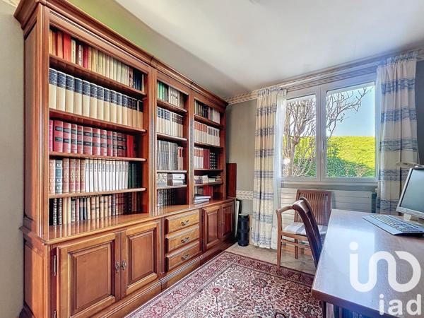 Maison à vendre 9 pièces 145 m² Le Mesnil-Esnard