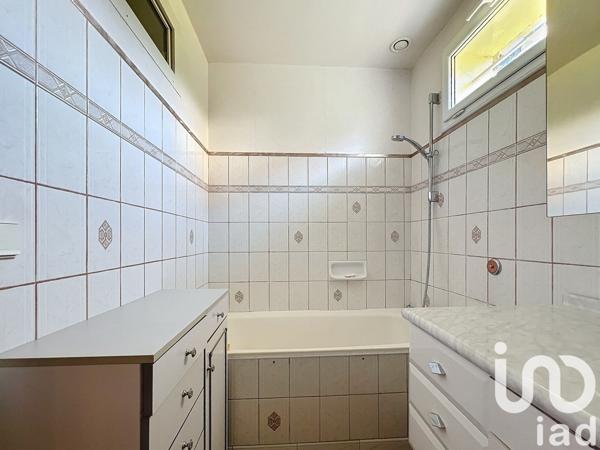 Maison à vendre 9 pièces 145 m² Le Mesnil-Esnard