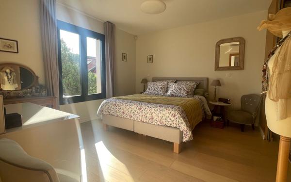 Maison à vendre    5 pièces •  La Varenne - Saint-Maur-des-Fossés